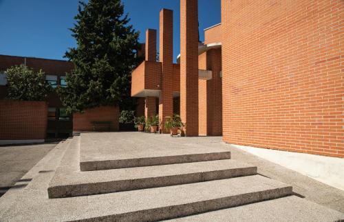Imagen de la galería de Alojamiento cristo rey, en Pozuelo de Alarcón