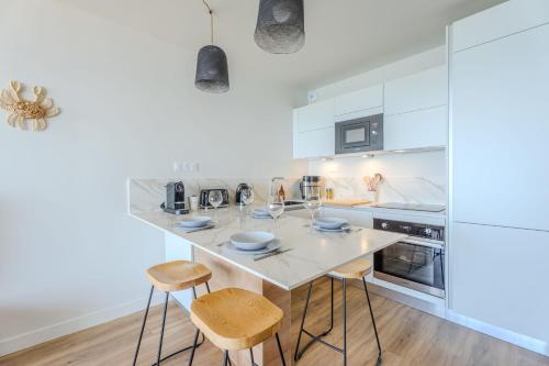 Appartement coup de cœur face à locéan