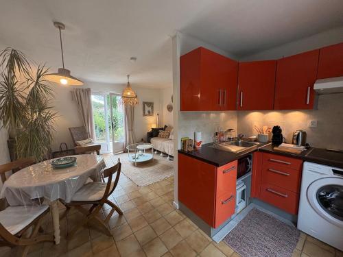 Nhà bếp/bếp nhỏ tại Maison Raphaël