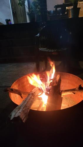 チクマガルールにあるNature kings Timber leaf Homestayの火鉢