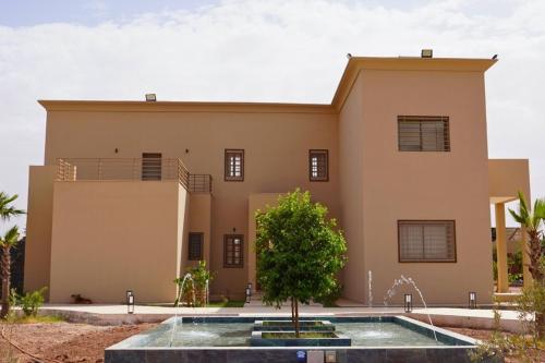 Bazén v ubytování Villa with Private Pool in Marrakech - Dar Mazar nebo v jeho okolí