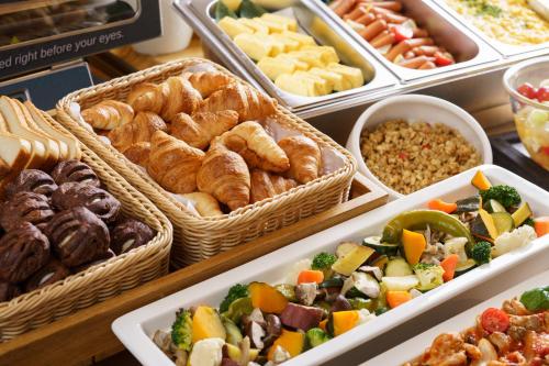 Jídlo v hotelu nebo okolí