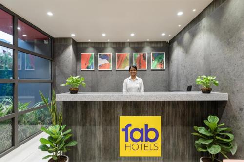 Členové personálu v ubytování FabHotel Red Vibe - Kasturba Nagar