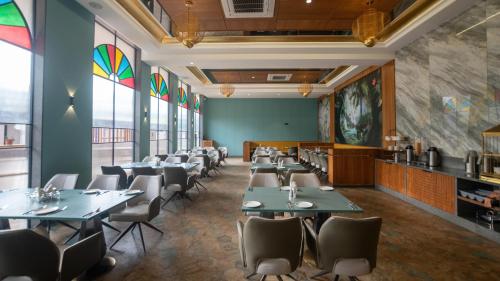 Restaurace v ubytování Haldi Kumkum Resort