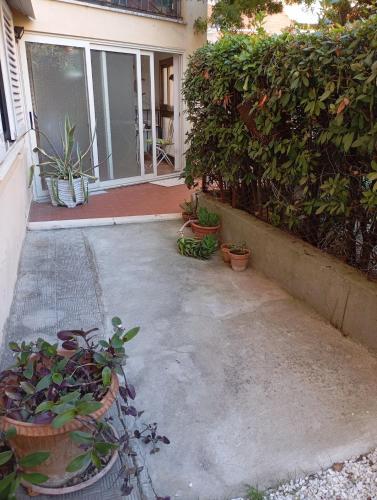 Κήπος έξω από το Appartamento Gnomo Leo