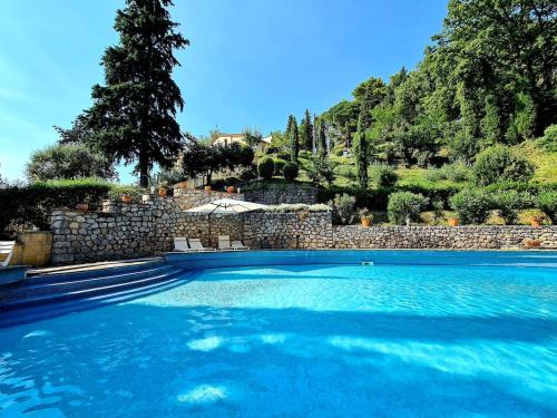 Πισίνα στο ή κοντά στο Provence villa with large pool and amazing view