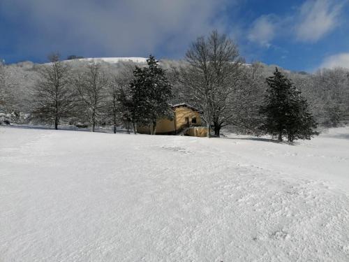 Chalet Monte Alago - Baita in Umbria semasa musim sejuk