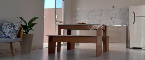 Η κουζίνα ή μικρή κουζίνα στο Garden House Canastra