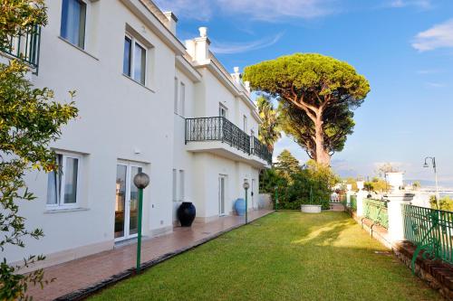 Сад в Villa Maria Teresa Boutique Hotel