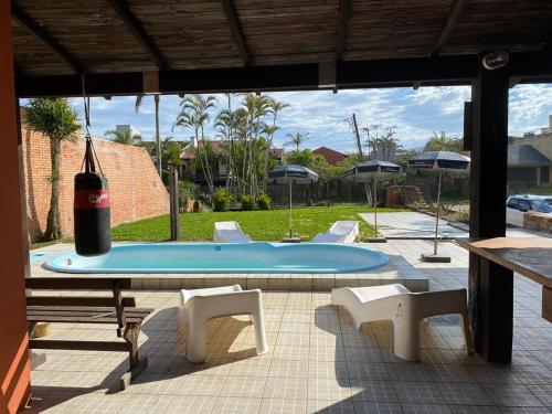 Piscina di Casa Beira Mar o nelle vicinanze