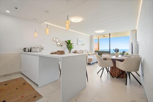 Luxury 2BR with Fantastic view