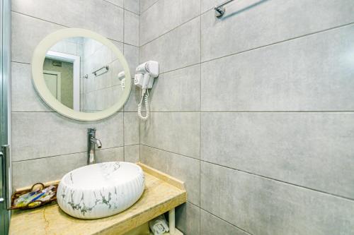 Ένα μπάνιο στο Essam Deluxe Hotel