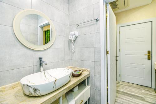 Ένα μπάνιο στο Essam Deluxe Hotel