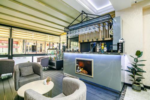 Χώρος καθιστικού στο Essam Deluxe Hotel