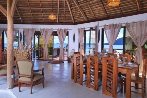 Χώρος καθιστικού στο Villa Alisoa Nosy Komba