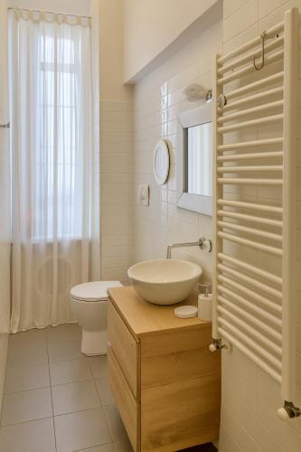 Casa Ozanam - quiet and spacious 6 beds - metro Lima Buenos Aires - Duomo 8 min