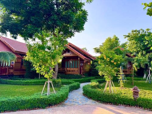 Taman di luar นันทวัน รีสอร์ท ขอนแก่น