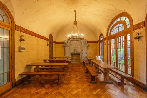 Gambar di galeri bagi La Casa Roja Hostel di Santiago