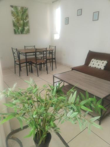 Posezení v ubytování Acogedores Departamentos Céntricos Huanchaco 4 p