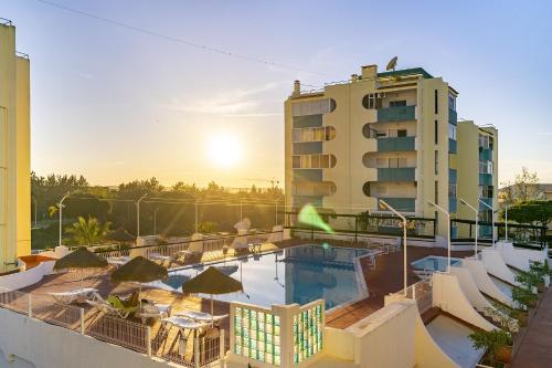Amendoeiras Family Apartment