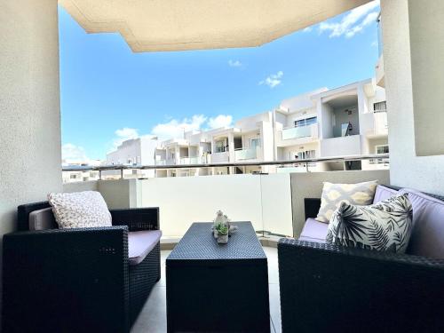 Candy Cotton - AC, Desk with natural light, Pool, Terrace and High speed internet