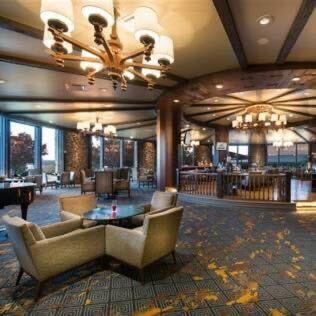 Gallery image of Fairway To Heaven At Four Season 2bed2bath Condo in Lake Ozark