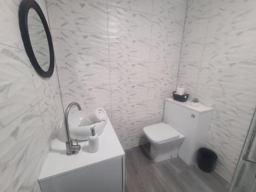 Ванная комната в Pallion apartments