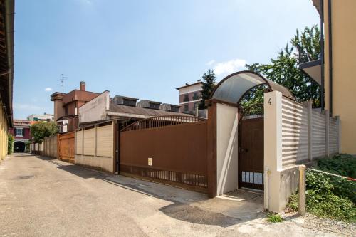 The vertical house - Elegant refuge on two floors