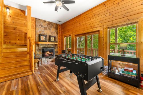 Briar Brook - Private Smoky Mountain Luxury Log Home with 2 Fireplaces, Hot Tub & Community Pool photo 17