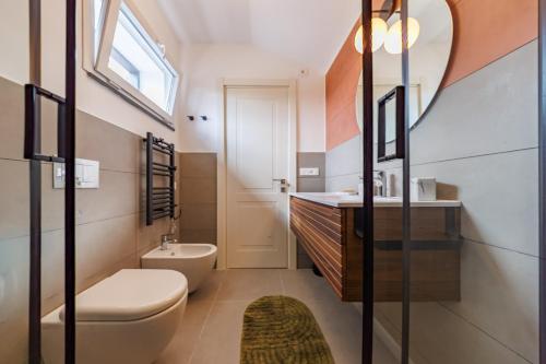 Exclusive Spaccanapoli Penthouse-Terrace with Lift By HouseinNaples photo 24