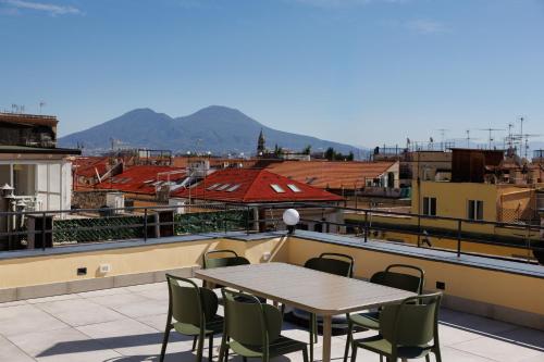 Exclusive Spaccanapoli Penthouse-Terrace with Lift By HouseinNaples photo 38