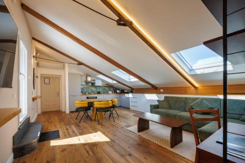 Exclusive Spaccanapoli Penthouse-Terrace with Lift By HouseinNaples photo 17