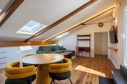 Exclusive Spaccanapoli Penthouse-Terrace with Lift By HouseinNaples photo 15