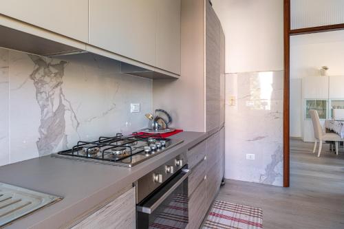 Кухня или мини-кухня в Palladio Retreat Flat, best comfort in Vicenza
