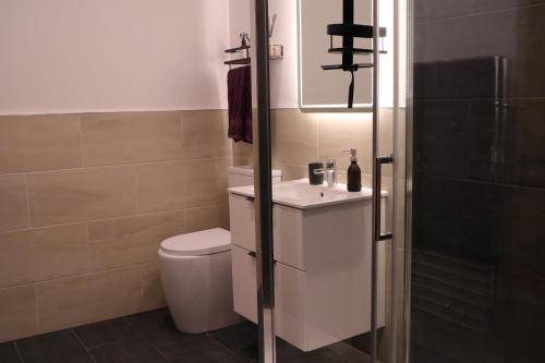 Bilik mandi di Remore Steading - Coachhouse