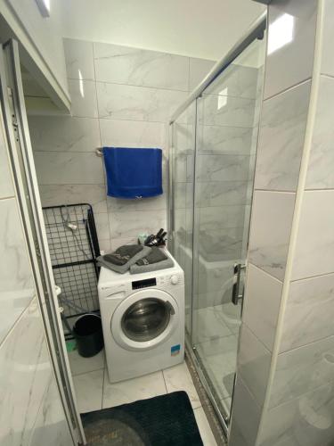 Phòng tắm tại Galerija apartman