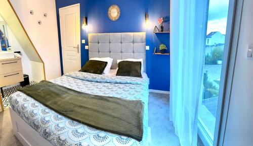 Postel nebo postele na pokoji v ubytování Spacieuse maison avec jardin privé proche Paris