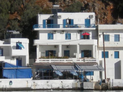 Gallery image of Scirocco Rooms in Loutro