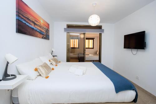 Deluxe Suite in Los Cristianos by Alma Homes