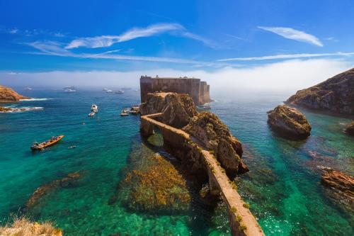 SaltWater Peniche Apartments
