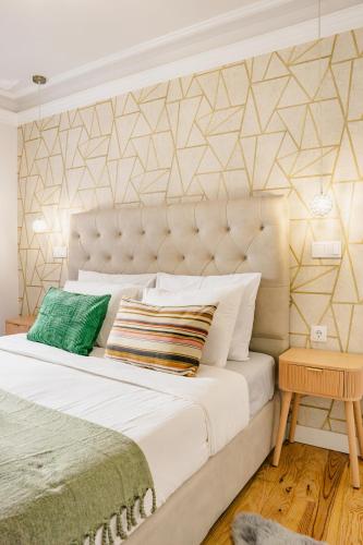 Charming Apartment in Alfama - Beside the Santa Luzia Viewpoint