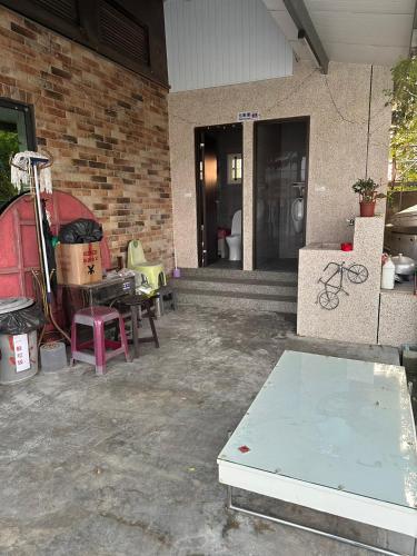 Un patio o zona al aire libre en Fu Courtyard Homestay