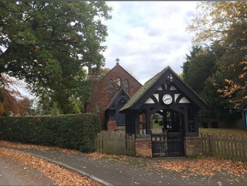 Το κτήριο όπου στεγάζεται  ο ξενώνας