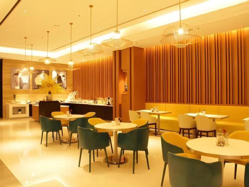 Χώρος καθιστικού στο Jinjiang Inn Select Xixian New Distict Century Avenue