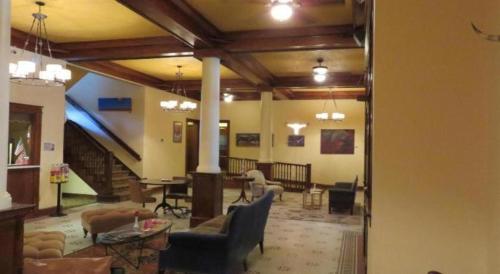 Posezení v ubytování Hotel LaBonte