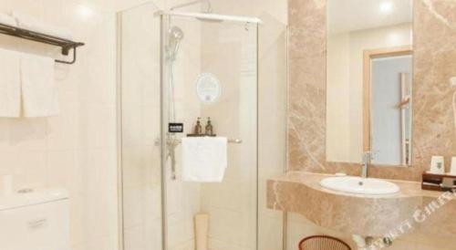 Ένα μπάνιο στο Green Tree Inn Express Hefei Yungu Road Linhu Community
