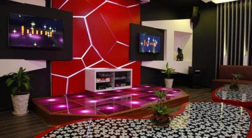 TV a/nebo společenská místnost v ubytování Forever Green Resort