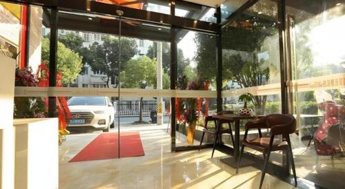Zona de estar de Shell Shanghai Jiading Nanxiang Town Minzhu Street Hotel