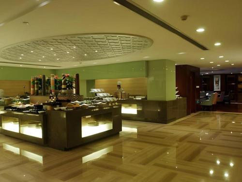 Restaurace v ubytování Yiwu Shinsun International Hotel