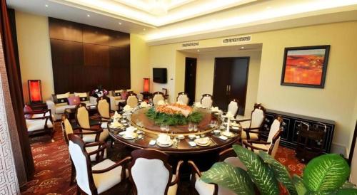 Χώρος καθιστικού στο Wudangshan Jianguo Hotel